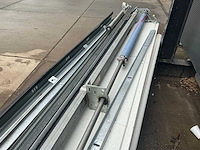 Overheaddeur (3,04x2,80 mtr) - afbeelding 8 van  10