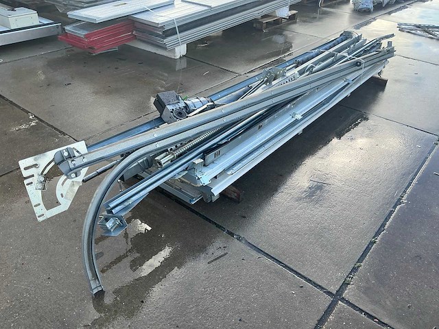 Overheaddeur (3,05x2,85 mtr) - afbeelding 1 van  11