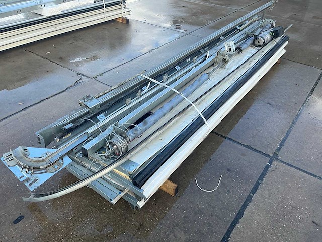 Overheaddeur (3,05x2,85 mtr) - afbeelding 5 van  11