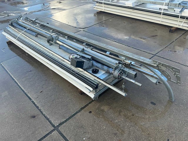 Overheaddeur (3,05x2,85 mtr) - afbeelding 6 van  11