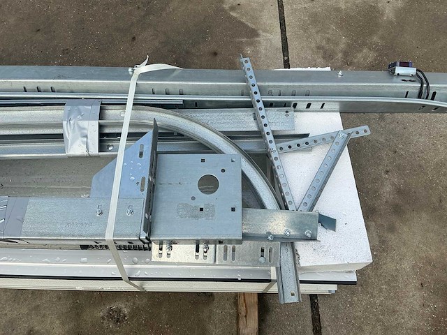 Overheaddeur (3,05x3,18 mtr) - afbeelding 10 van  12