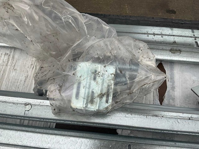 Overheaddeur (3,50x3,50 mtr) ongebruikt - afbeelding 9 van  11