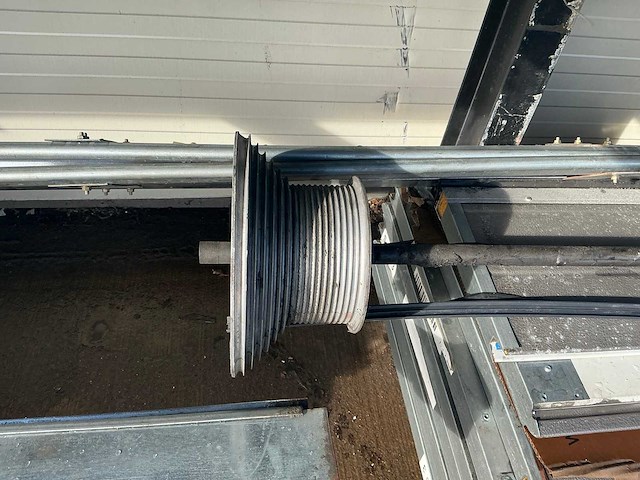 Overheaddeur (4,50x4,67 mtr) - afbeelding 5 van  11