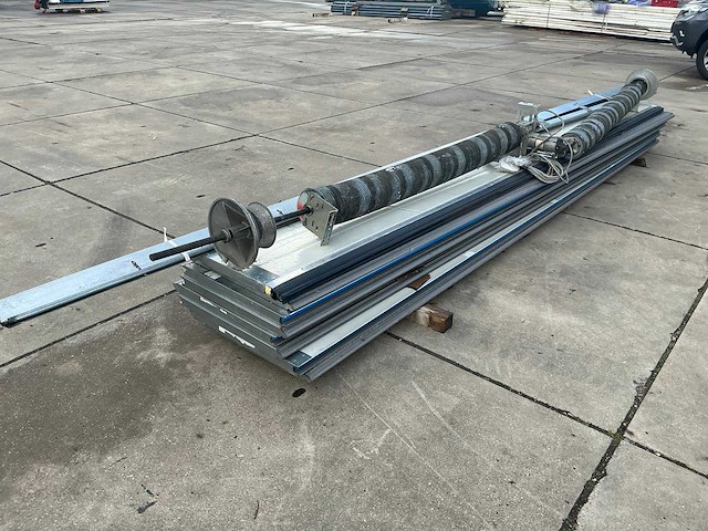 Overheaddeur (4,70x4,70 mtr) - afbeelding 7 van  12