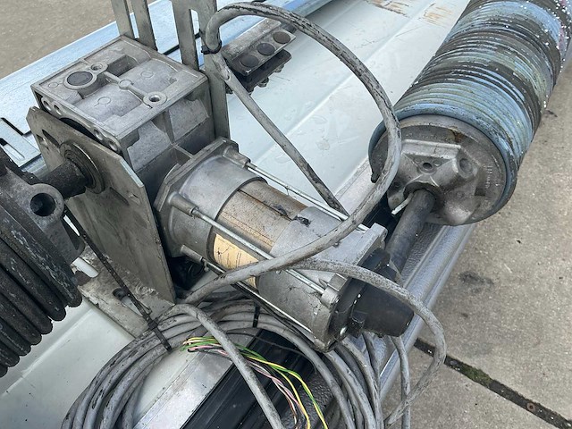 Overheaddeur (4,70x4,70 mtr) - afbeelding 12 van  12