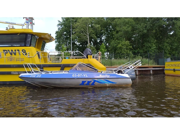 Overheidsveiling aluminium motorboot buster xxl | 115pk bbm | pega trailer iov provincie groningen