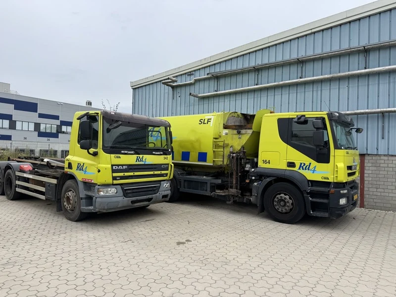 Overheidsveiling haakarm vrachtwagen daf & zijlader in opdracht van reinigingsdiensten rd4