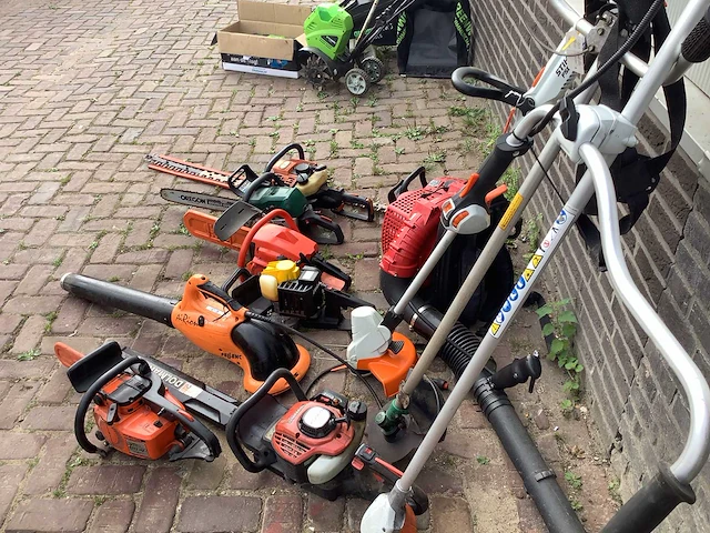 Overig bos- en tuingereedschap (12x) - afbeelding 3 van  4