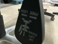 Overig kantoorinventaris: bureau, laden kast en 2 bureaustoelen. - afbeelding 11 van  11