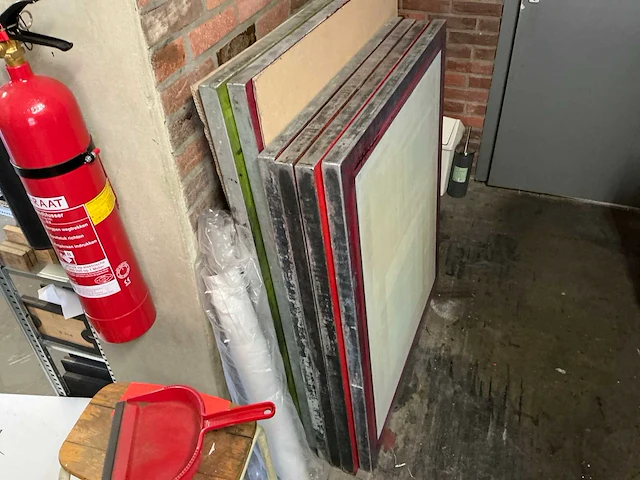 Overig zeefdruk ramen 23 stuks verschillende maten - afbeelding 3 van  4
