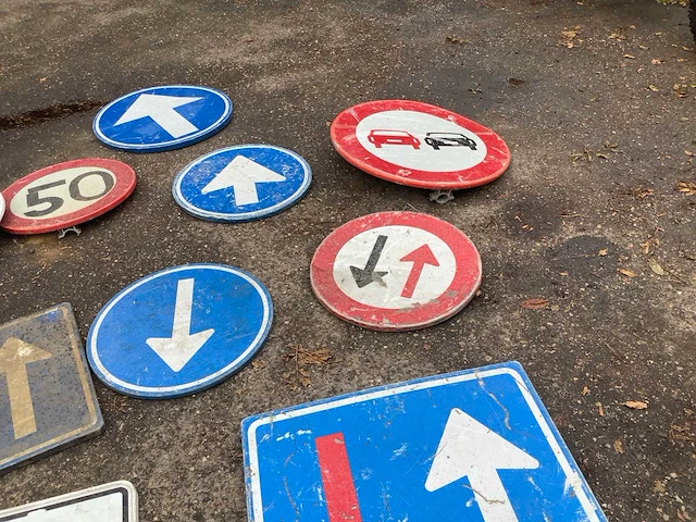 Overige aannemersmateriaal (16x) - afbeelding 5 van  5