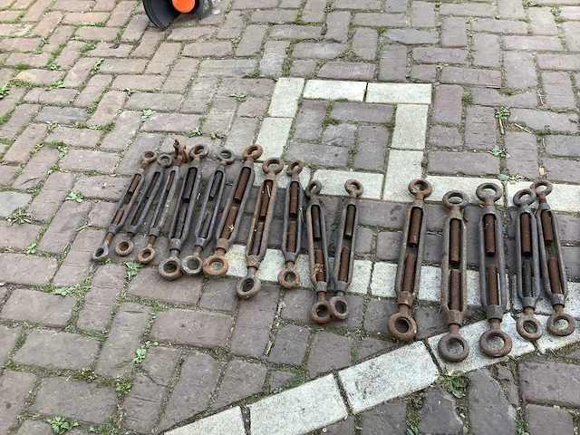 Overige aannemersmateriaal (17x) - afbeelding 2 van  3