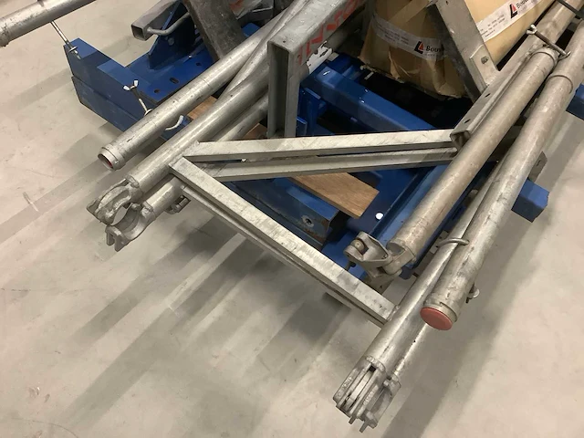 Overige aannemersmateriaal - afbeelding 2 van  6
