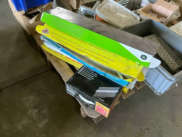 Overige aannemersmateriaal - afbeelding 8 van  8