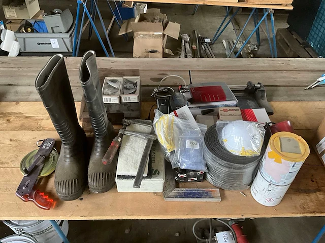 Overige aannemersmateriaal - afbeelding 1 van  7
