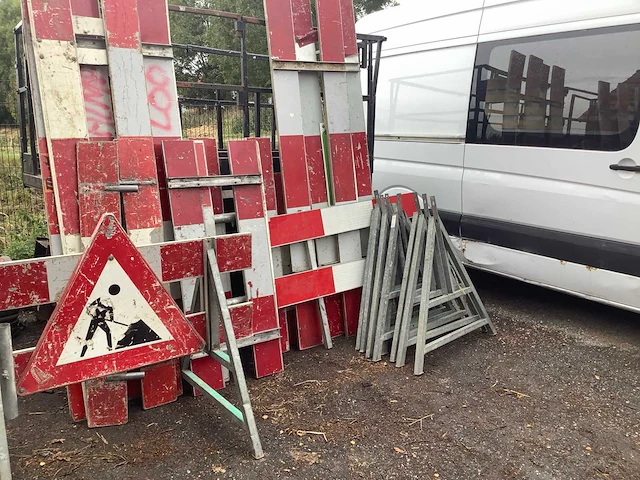 Overige aannemersmateriaal - afbeelding 2 van  5