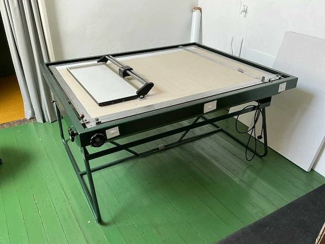 Overige electrische licht tafel (drukkerij) - afbeelding 1 van  11