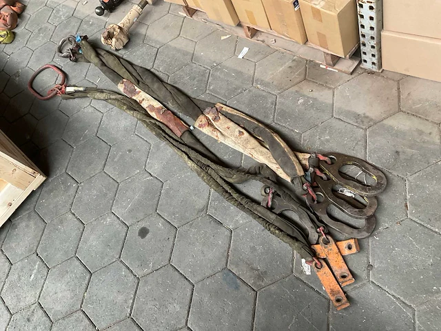 Overige hijs- en heftechniek (2x) - afbeelding 1 van  6