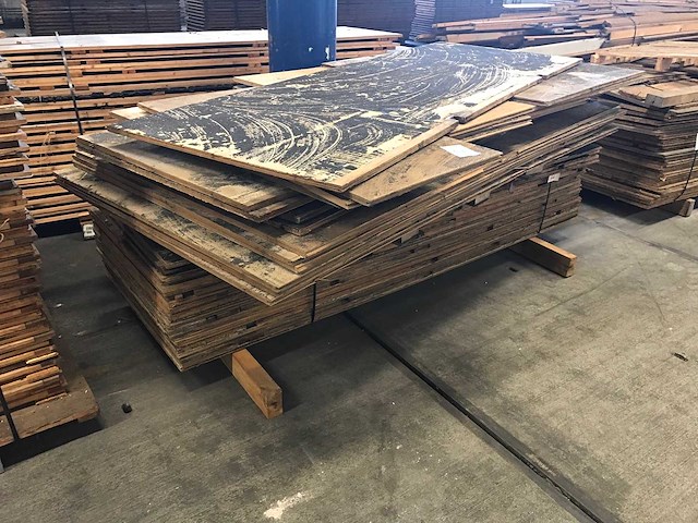 Overige hout- en plaatmateriaal (38x) - afbeelding 1 van  3