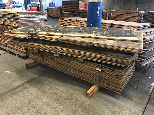 Overige hout- en plaatmateriaal (38x) - afbeelding 2 van  3