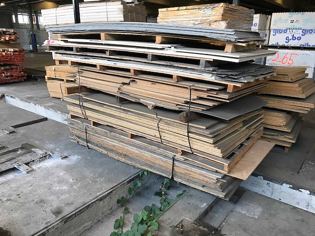 Overige hout- en plaatmateriaal (75x) - afbeelding 2 van  6