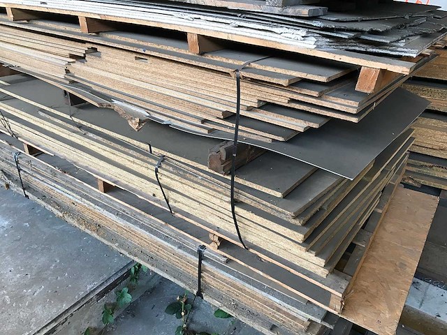 Overige hout- en plaatmateriaal (75x) - afbeelding 5 van  6