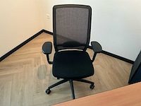 Overige kantoorinventaris/2 bureaus/2 stoelen/3 kasten - afbeelding 8 van  9