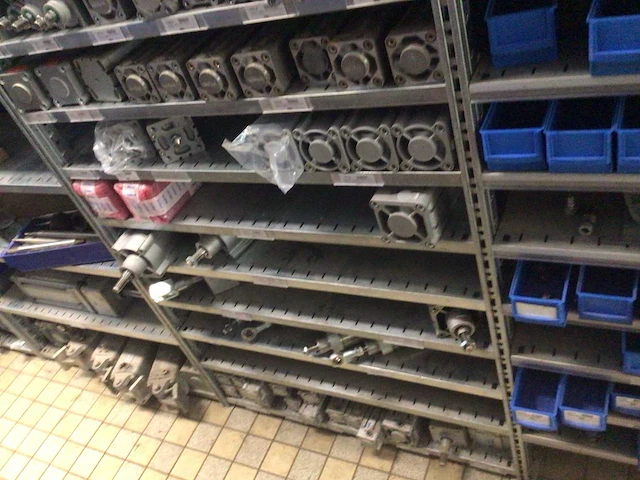 Overige magazijninventaris - afbeelding 18 van  71