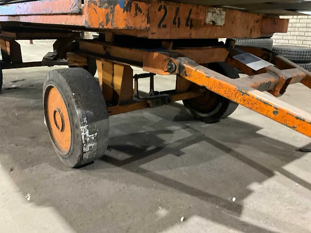 Overige metaalvoorraden op transportkar - afbeelding 8 van  10