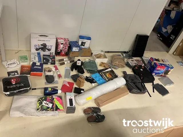 Overige partij goederen - afbeelding 1 van  4