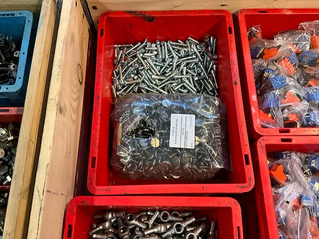 Overige werkplaatsinventaris - afbeelding 4 van  7