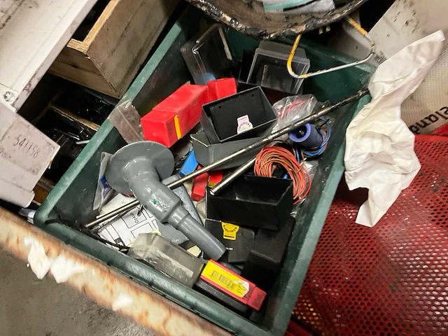 Overige werkplaatsinventaris - afbeelding 4 van  9