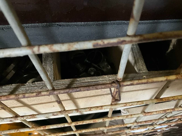 Overige werkplaatsinventaris - afbeelding 8 van  9