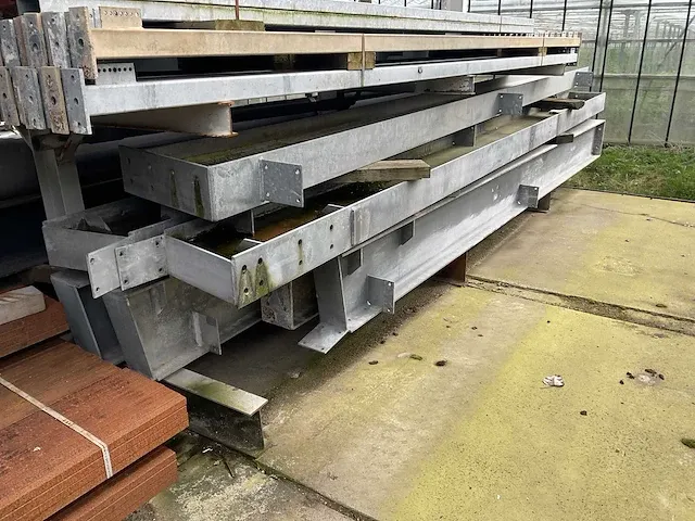 Overkapping constructie 32,00x 10,00 mtr (320m2) - afbeelding 2 van  15