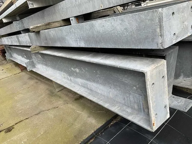 Overkapping constructie 32,00x 10,00 mtr (320m2) - afbeelding 4 van  15
