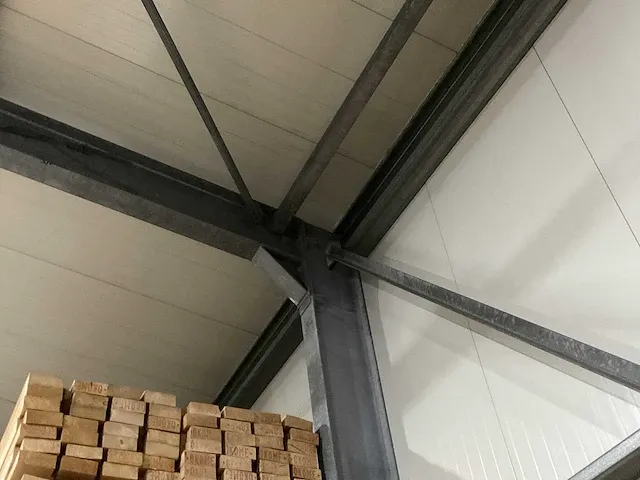 Overkapping constructie 32,00x 10,00 mtr (320m2) - afbeelding 15 van  15