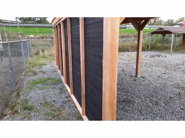 Overkapping met achterwand 500x300 cm - afbeelding 2 van  12