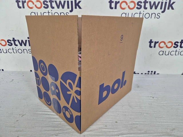 Overstockgoederen bol.com - afbeelding 1 van  2