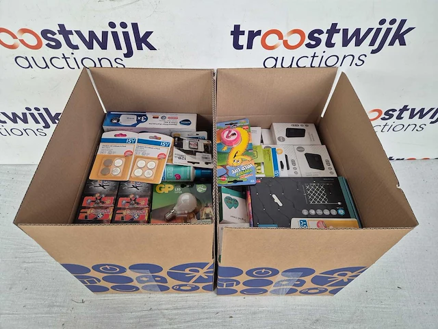 Overstockgoederen bol.com - afbeelding 2 van  4