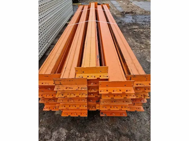Overtoom - palletstelling circa 25 meter - afbeelding 3 van  3