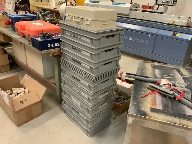 Overtoom gereedschapskoffer (8x) - afbeelding 1 van  4