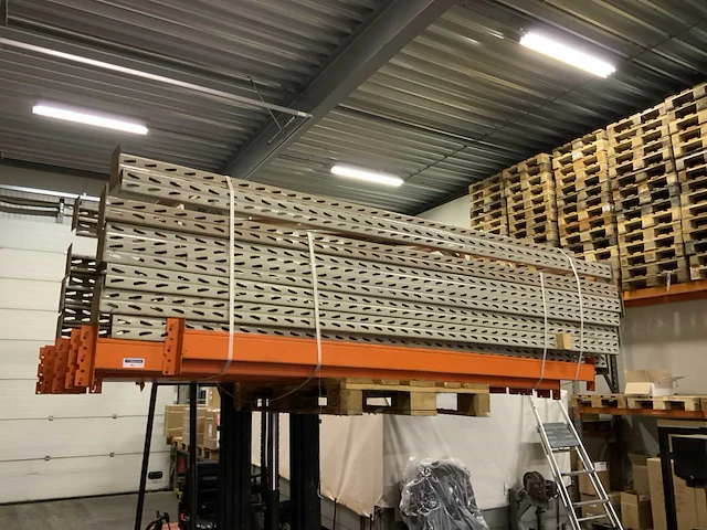 Overtoom palletstelling - afbeelding 1 van  2