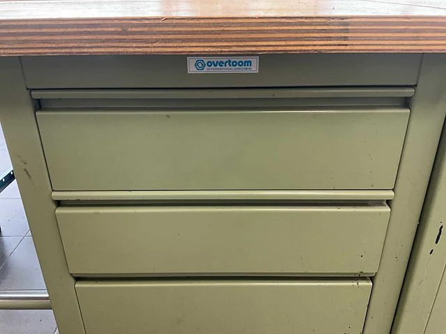 Overtoom werkbank 150x75x86cm v.v. lades - afbeelding 2 van  3