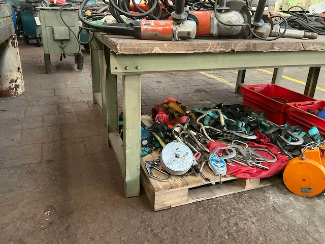 Overtoom werkbank - afbeelding 2 van  4