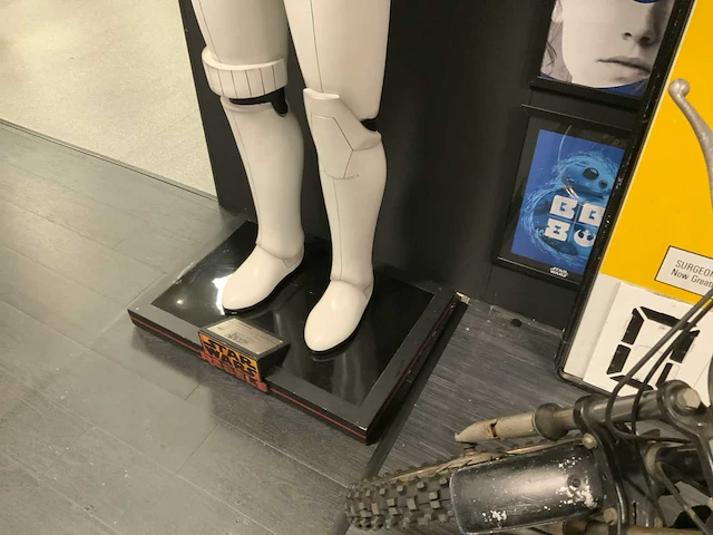 Oxmax stormtrooper 300/333 decor figuur - afbeelding 3 van  12