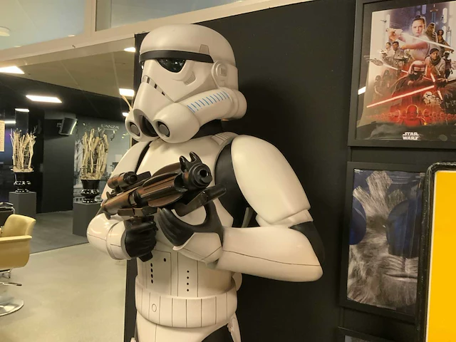 Oxmax stormtrooper 300/333 decor figuur - afbeelding 5 van  12