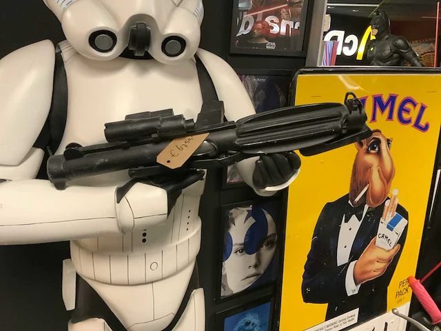 Oxmax stormtrooper 300/333 decor figuur - afbeelding 6 van  12