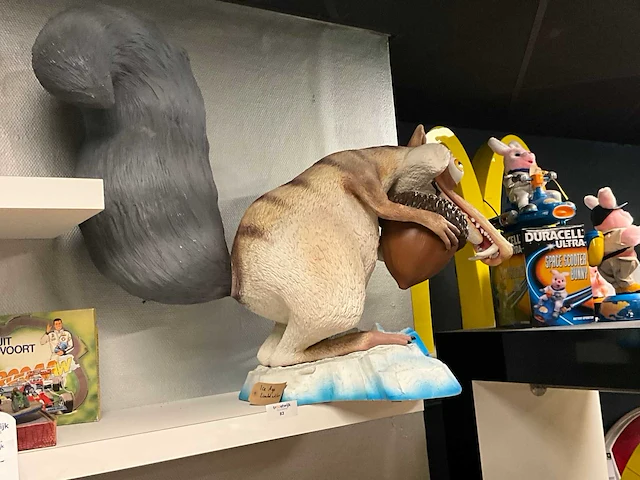 Oxmx - muckle ice age collectorsitem - afbeelding 2 van  3