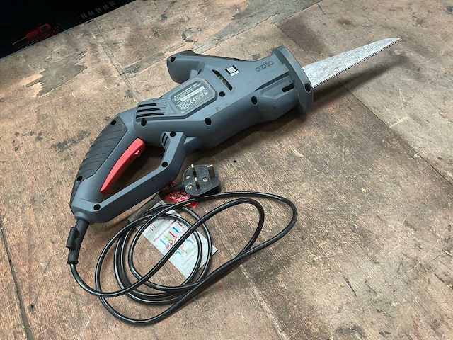 Ozito msw-3000u handzaagmachine - afbeelding 2 van  5