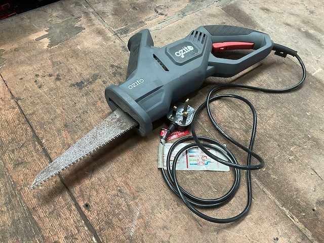 Ozito msw-3000u handzaagmachine - afbeelding 4 van  5
